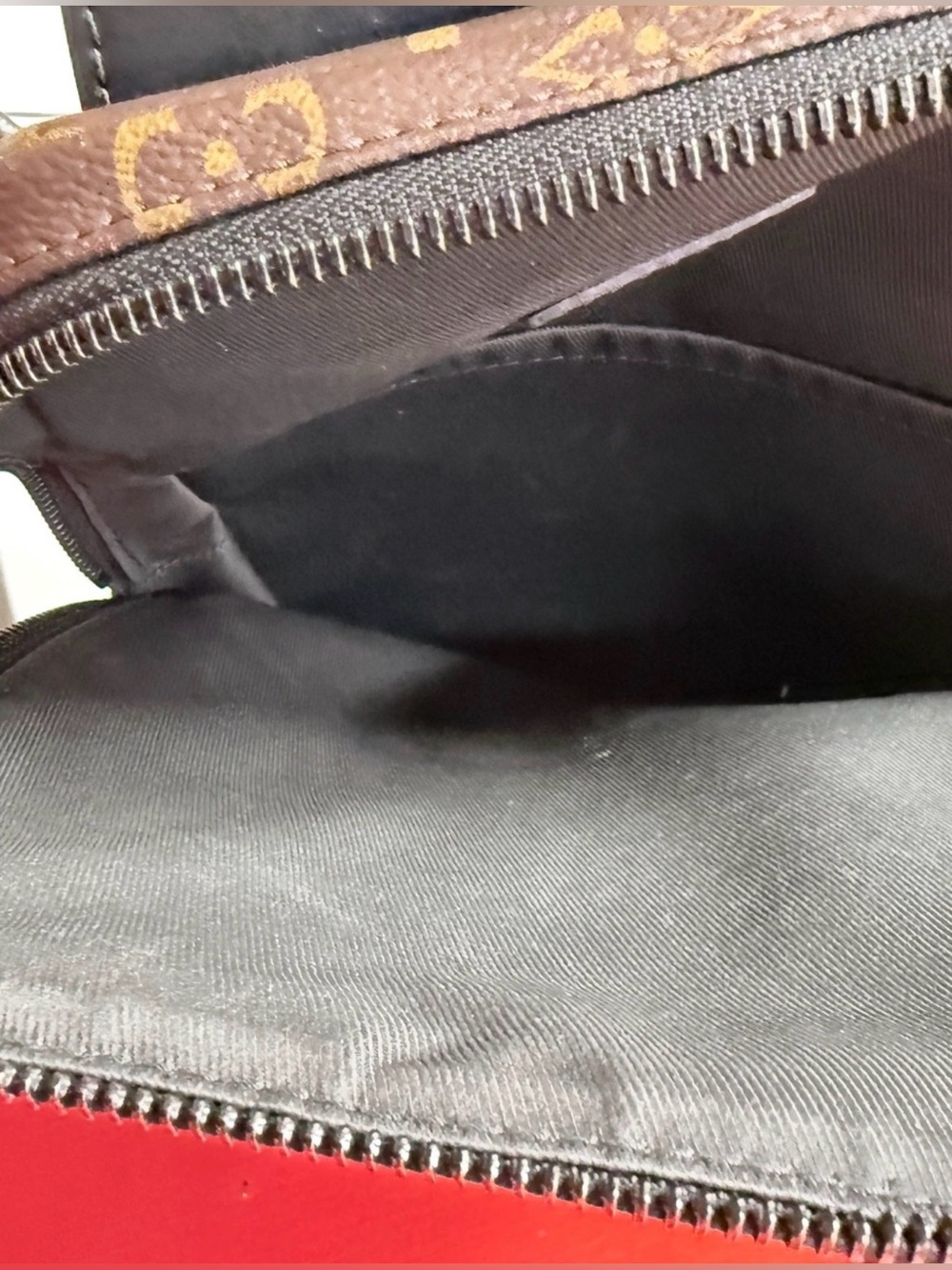 Authentic Louis Vuitton Avenue Sling Bag - Picture 10 of 13
